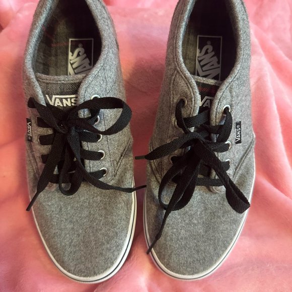 Vans - Picture 2 of 3